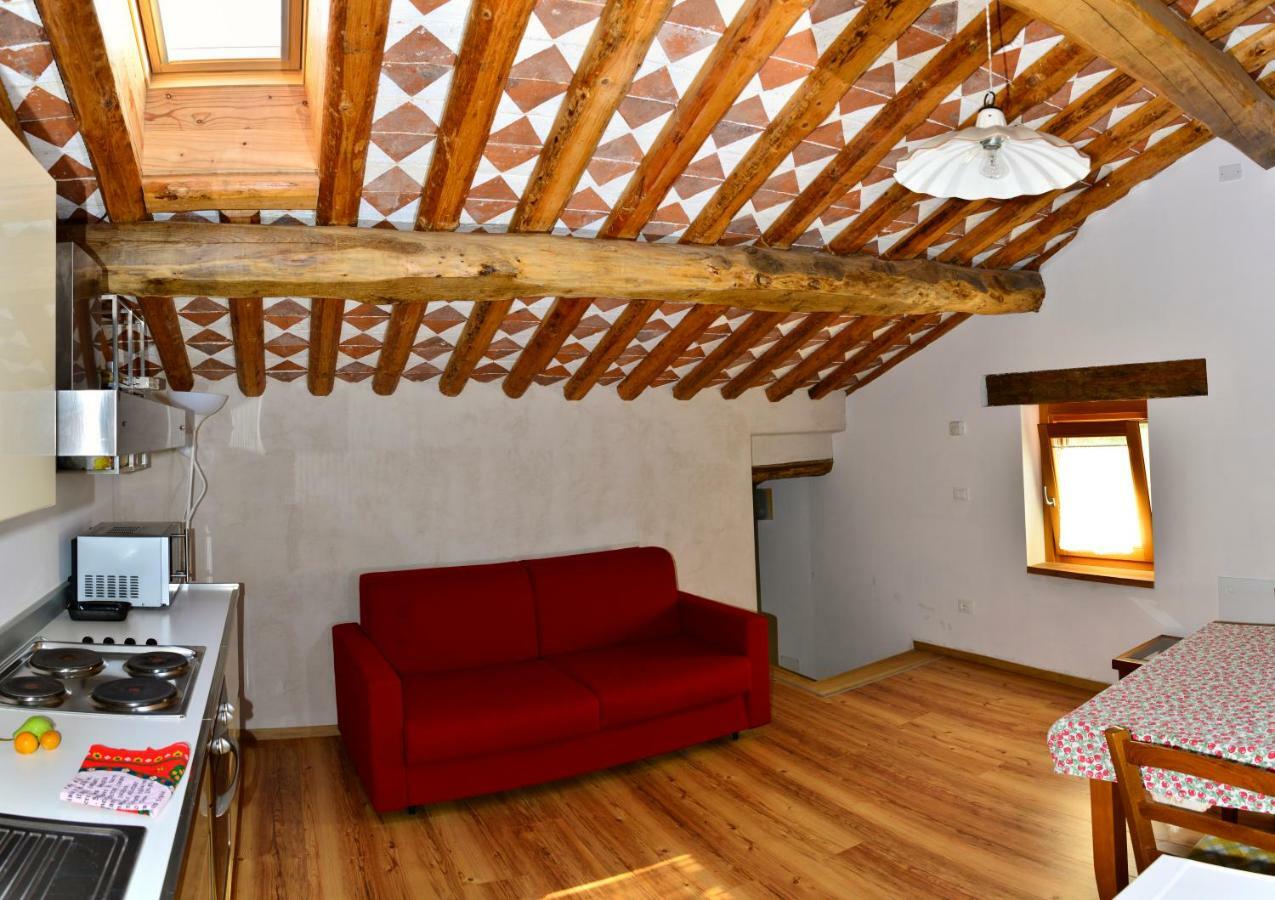 Agriturismo "Antico Borgo" มารอสติกา ภายนอก รูปภาพ